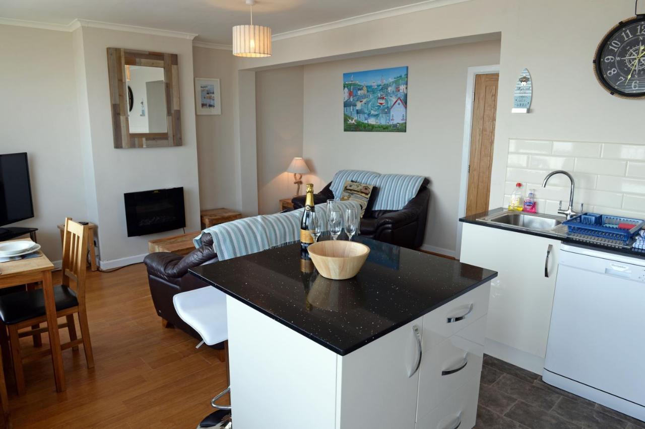 Mermaid Apartment - Sea Front Apartment With Views Saundersfoot Ngoại thất bức ảnh