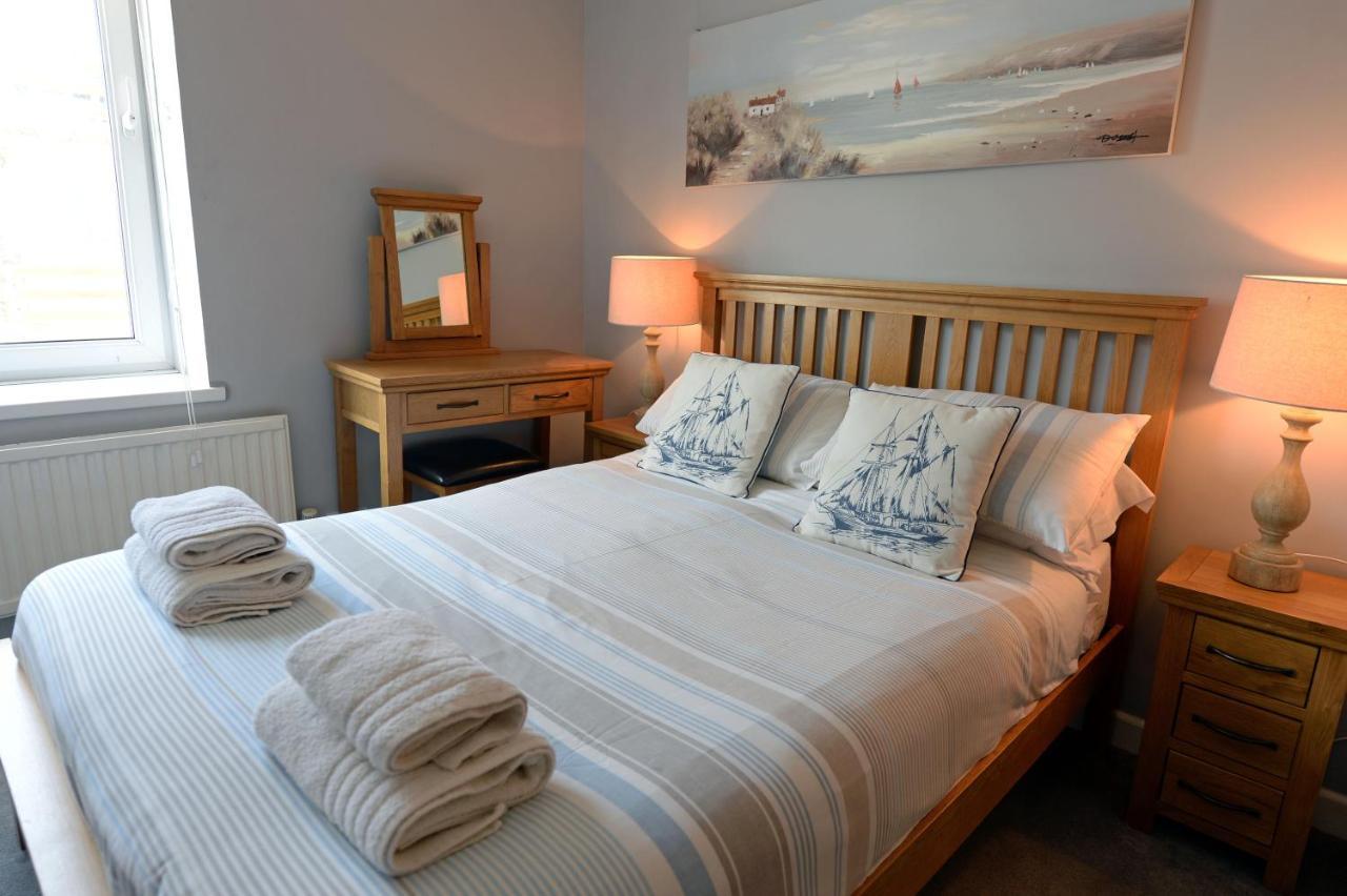 Mermaid Apartment - Sea Front Apartment With Views Saundersfoot Ngoại thất bức ảnh