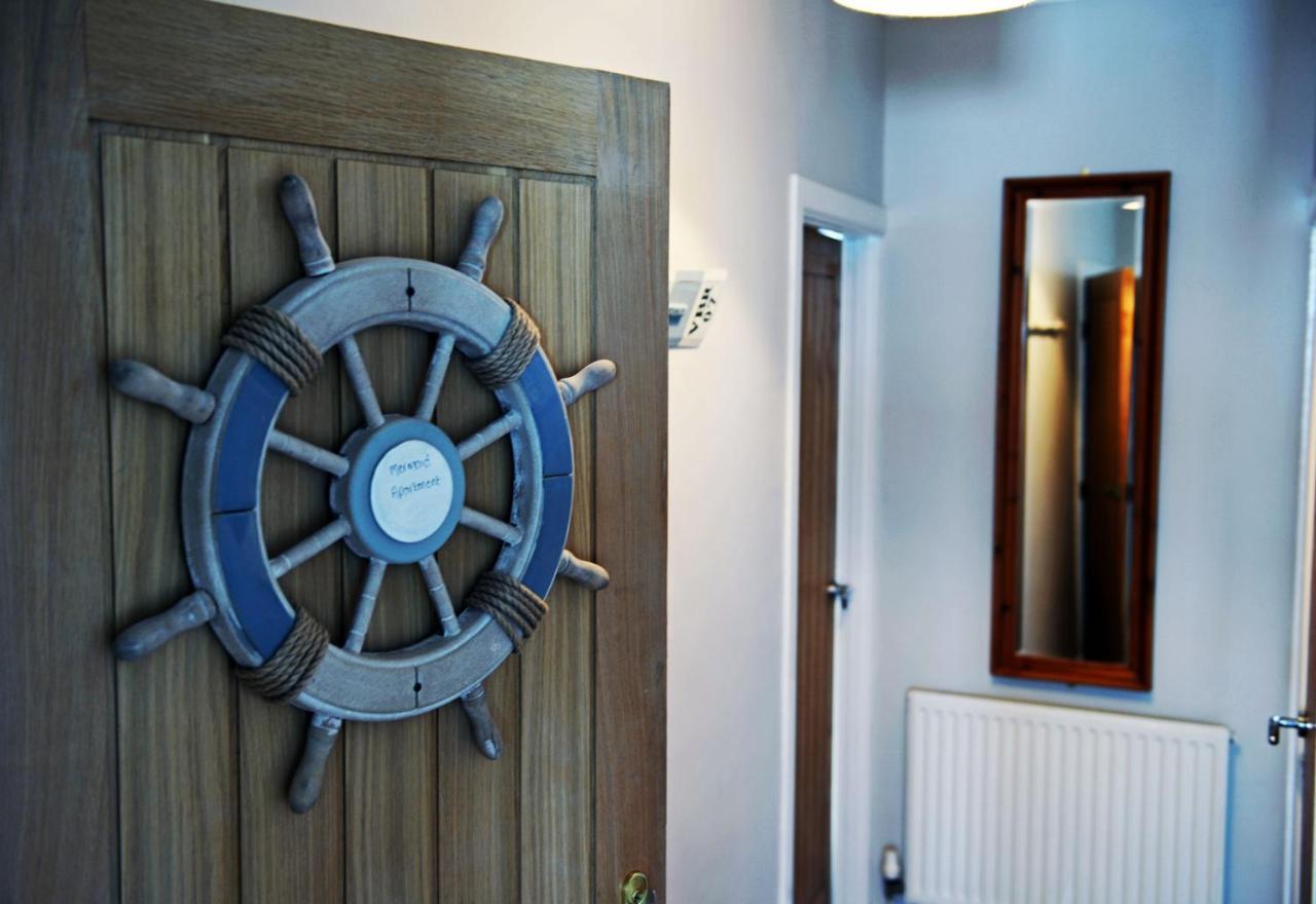 Mermaid Apartment - Sea Front Apartment With Views Saundersfoot Ngoại thất bức ảnh